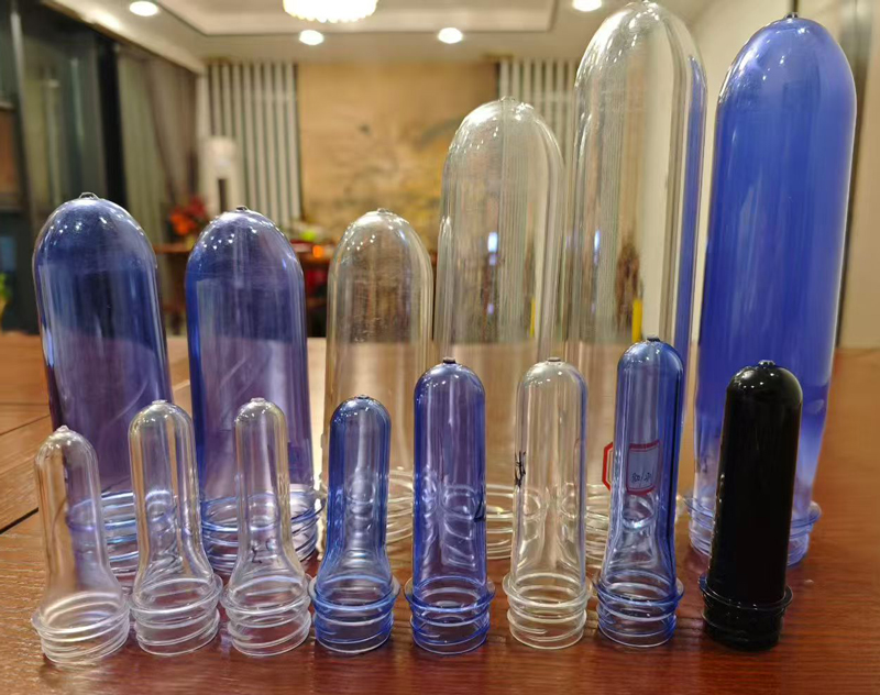 小瓶胚從11.9克到28克，大瓶胚從100克到350克，產品更加豐富